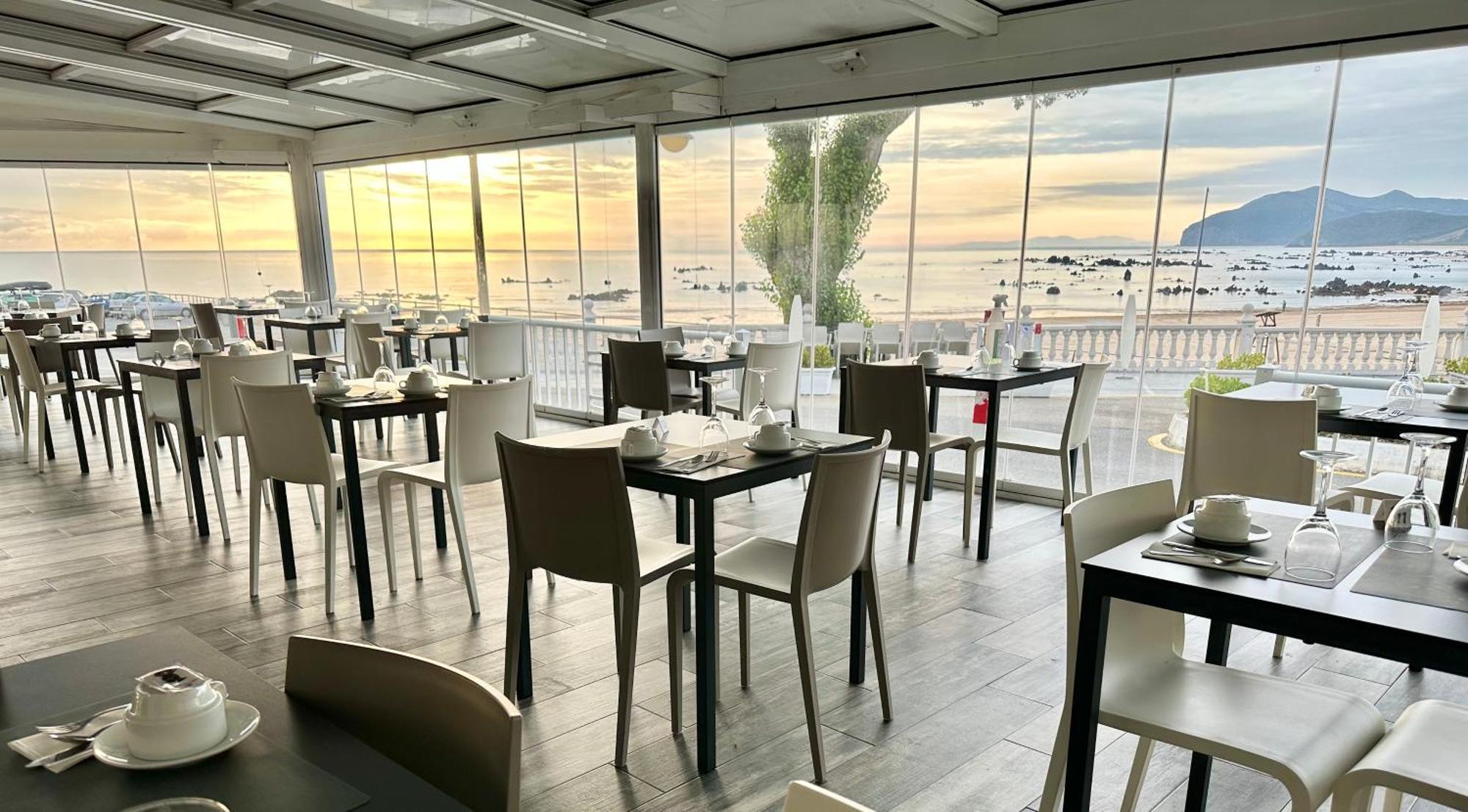 Hotel Las Olas Noja Εξωτερικό φωτογραφία